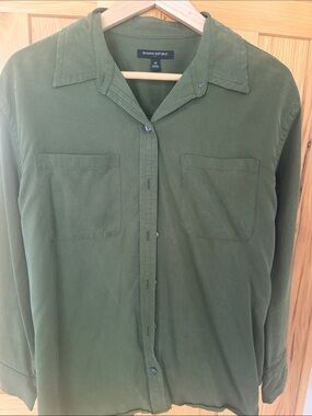 Banana Republic Olive Button-Front Utility Shirt